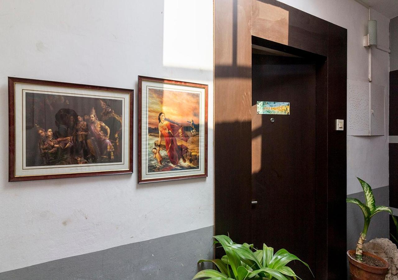 Neelam Bed&Breakfast Calcutta Buitenkant foto
