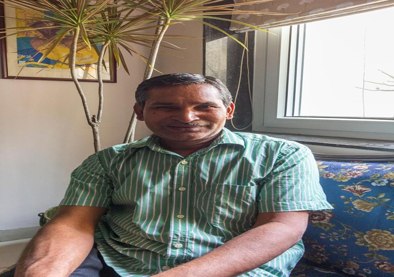 Neelam Bed&Breakfast Calcutta Buitenkant foto