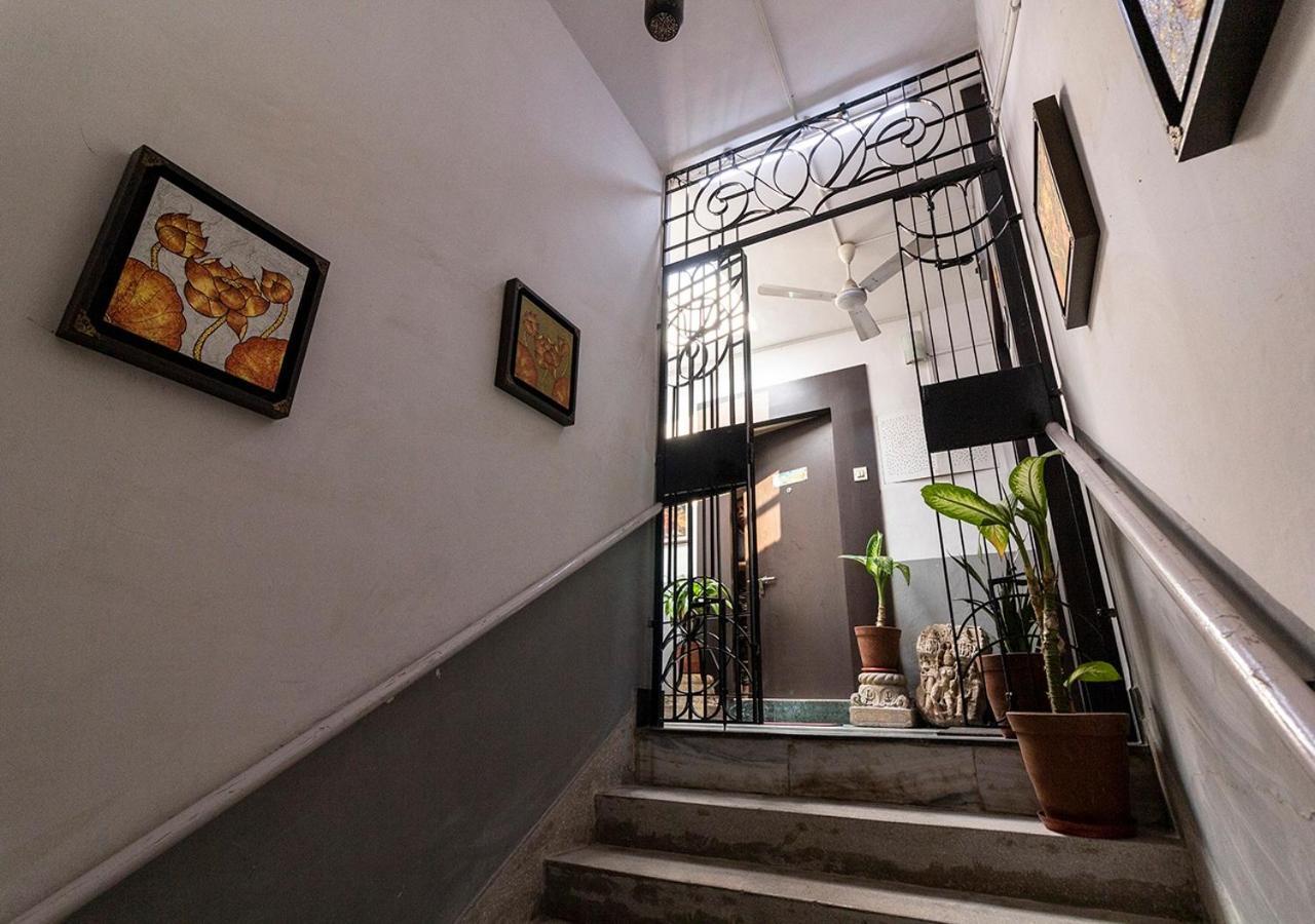 Neelam Bed&Breakfast Calcutta Buitenkant foto